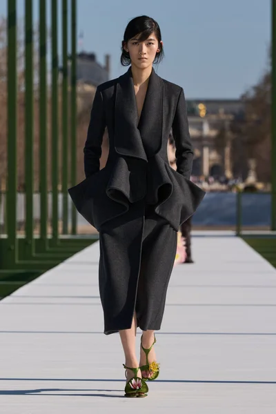 Look 54